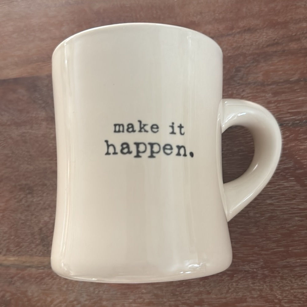 NATURAL LIFE Cream Ceramic Mug for Dining Inspiration